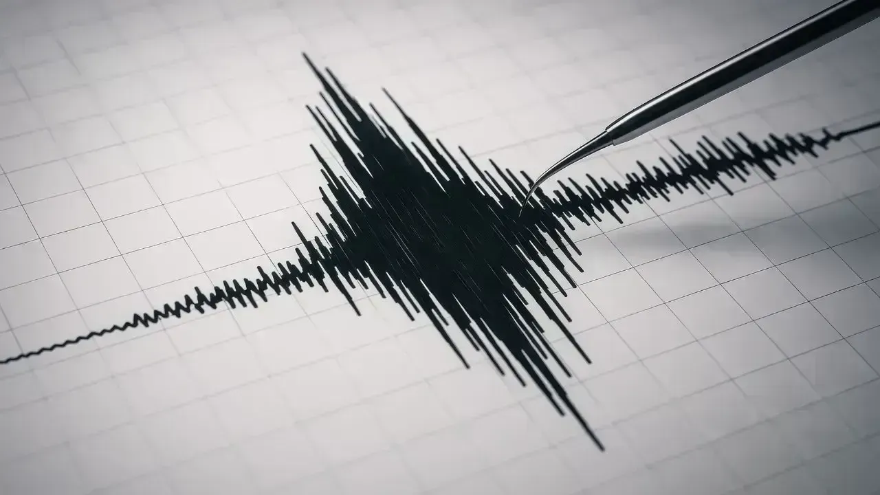 5.6-Magnitude Earthquake Shakes Kuril Islands, Deep Tremor Recorded