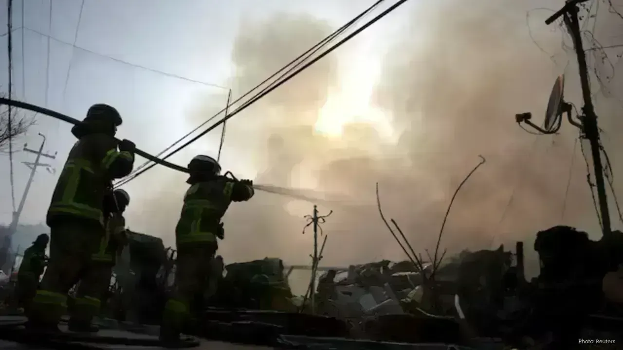 Massive Fire Erupts in Gangnam’s Guryong Village, 47 Evacuated