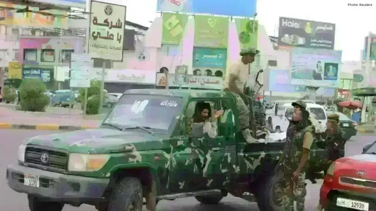 Yemen's Government Strengthens Military Ties to Tackle Houthi Forces