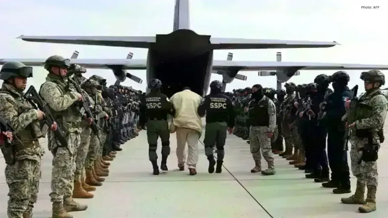 Mexico Delivers 37 Alleged Drug Cartel Members to the US Amid Rising Tensions