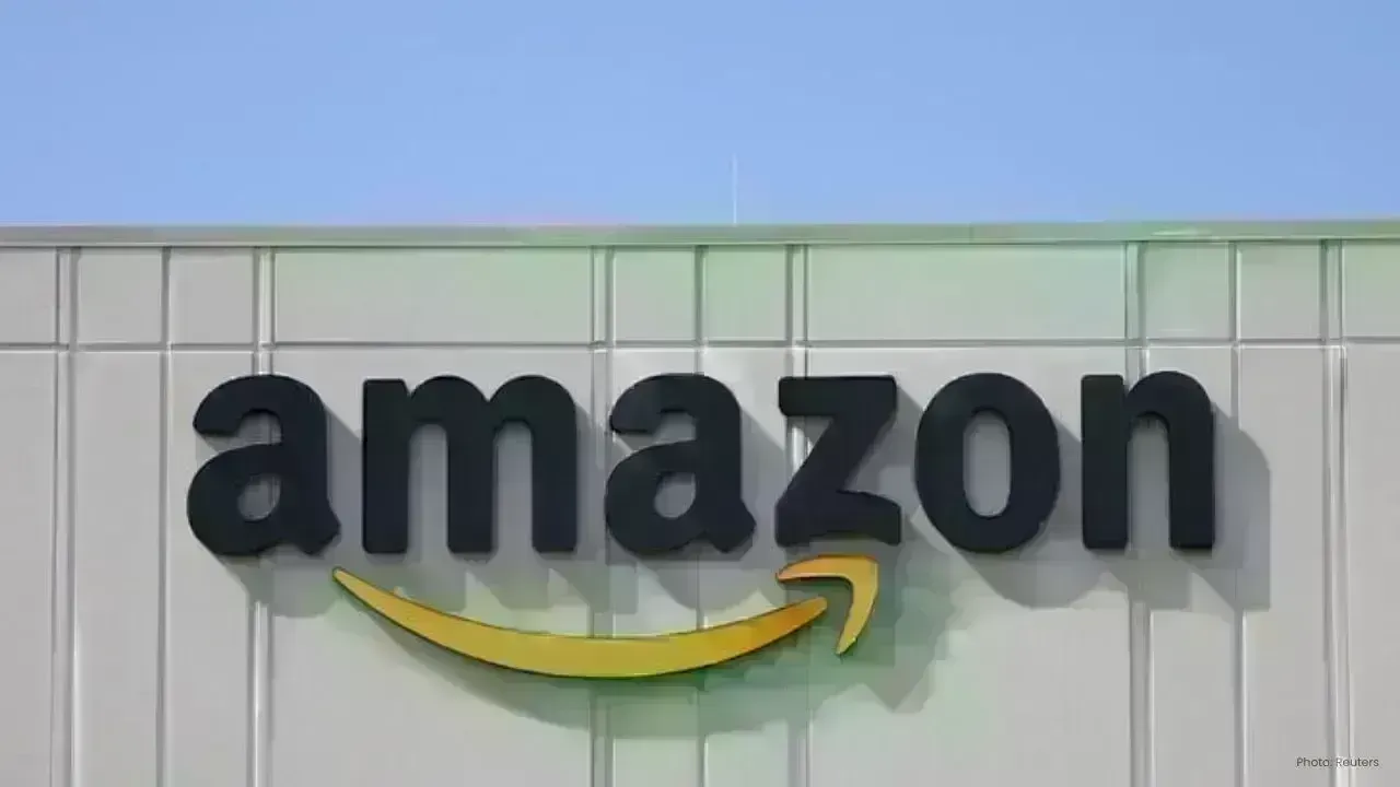 Amazon Faces Potential Cuts, 30,000 Corporate Positions at Risk