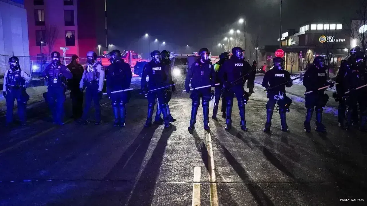 Trump and Minnesota Officials Aim for De-escalation After Fatal Shooting Incident