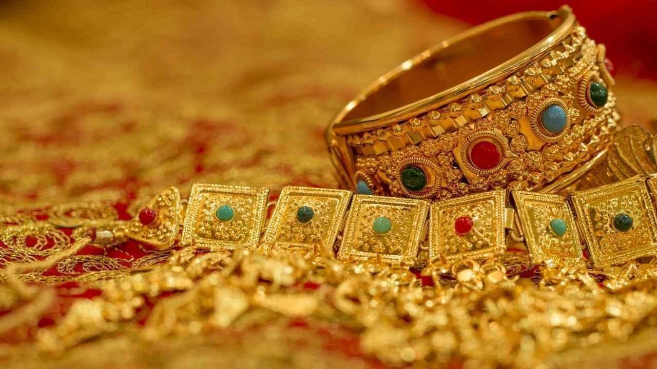 Gold Premiums in India Hit 10-Year High Ahead of Possible Duty Hike