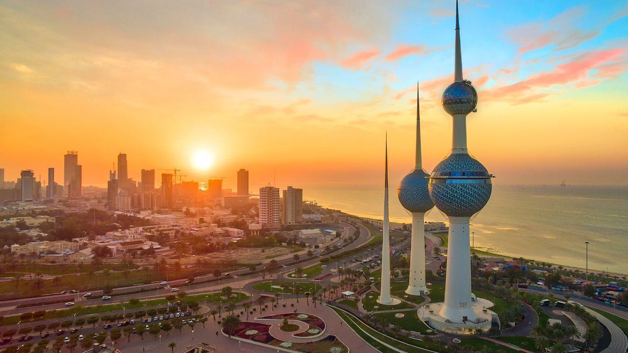 Kuwait Urges Responsible National Day Celebrations