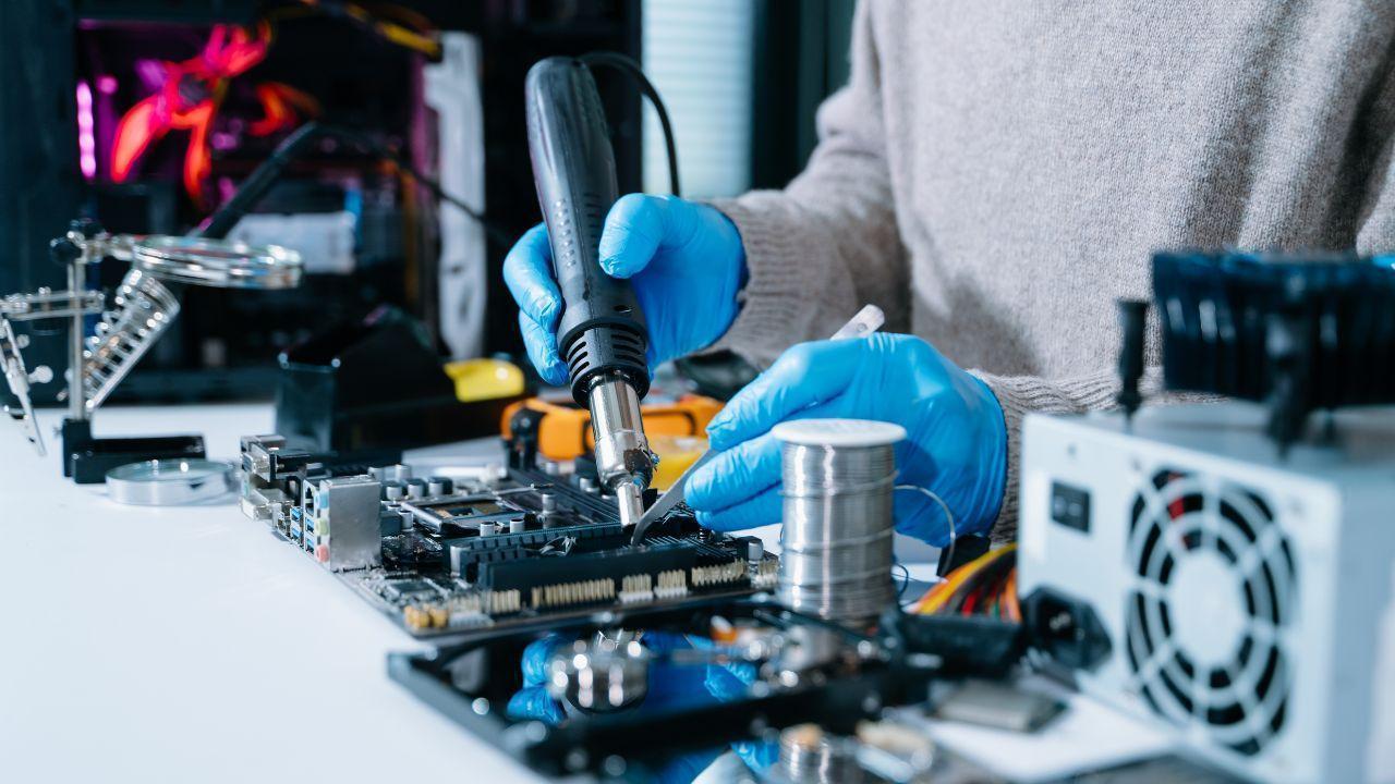 China Exports Surge Despite Trump Tariffs