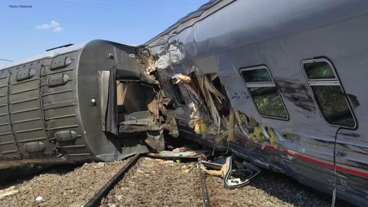 Nilsagar Express Derails Near Bogura