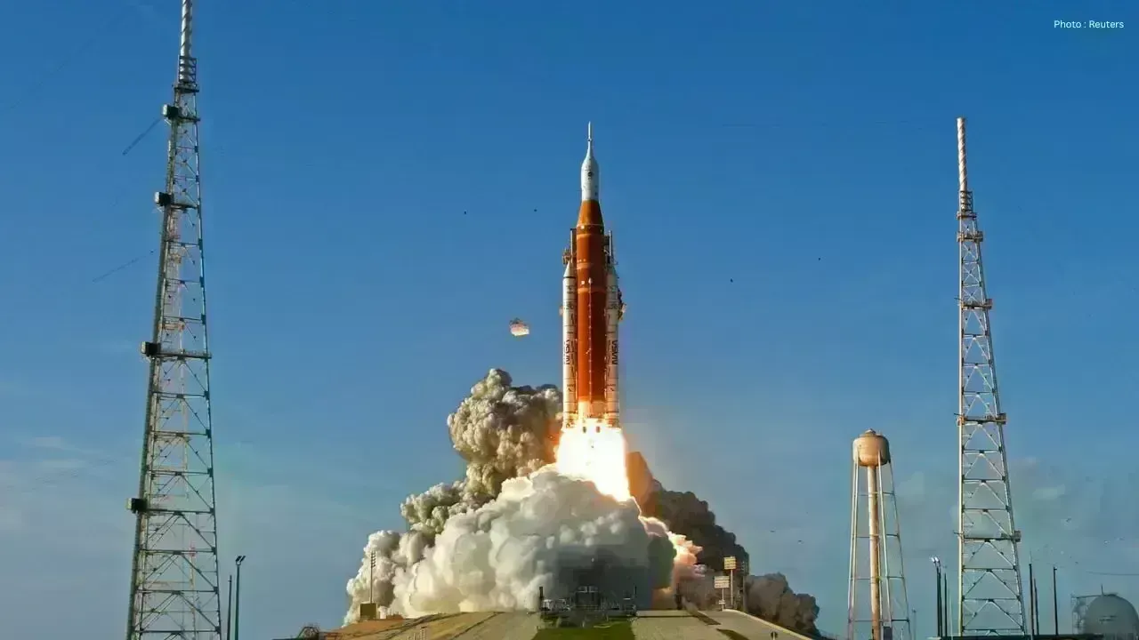 Artemis II Approaches Landmark Lunar Flyby on April 6