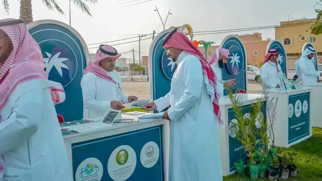 Digital Development Caravan Arrives in Al-Hajra with Essential Services