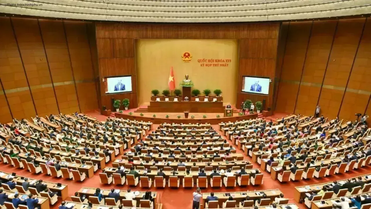 Vietnam Elects To Lam as President in Assembly