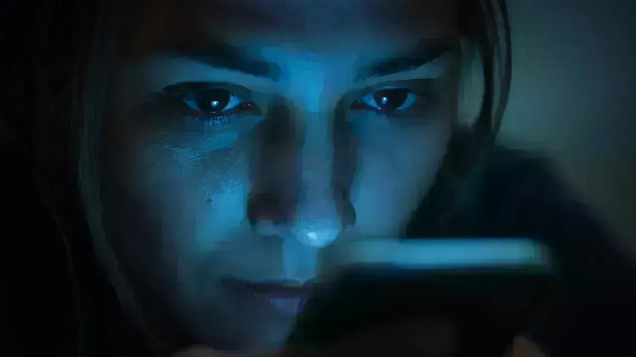 Impact of Late-Night Phone Use on Your Health