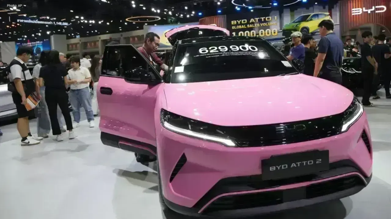 China Car Exports Surge Amid EV Demand Shift