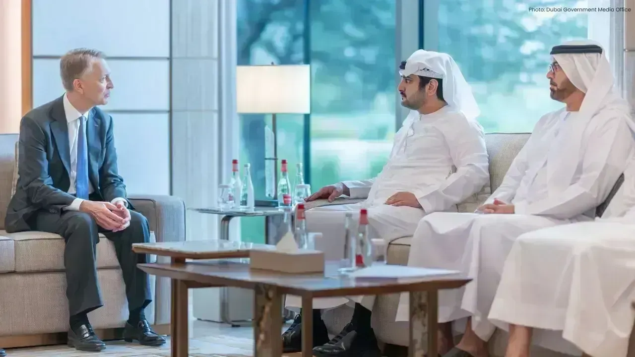 Sheikh Maktoum Engages with Brookfield CEO to Foster Investment Links
