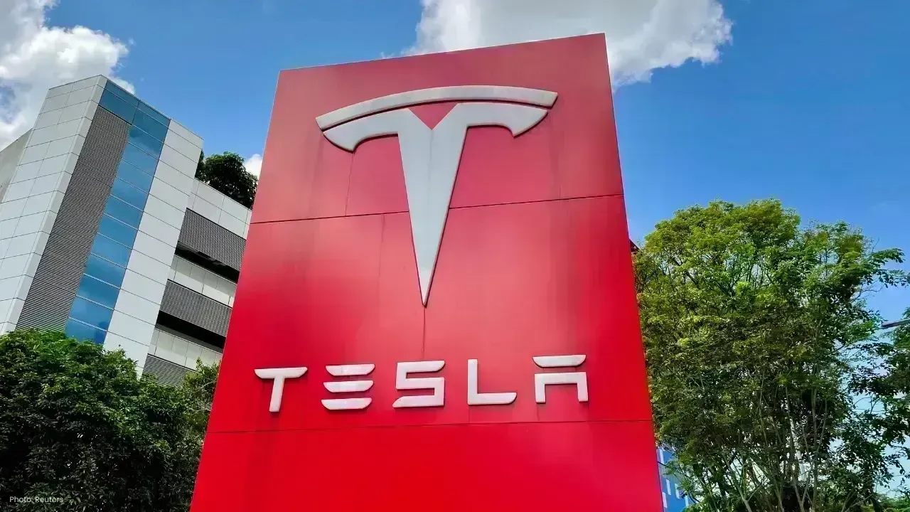 Tesla's FSD Secures Pioneering Approval in the Netherlands