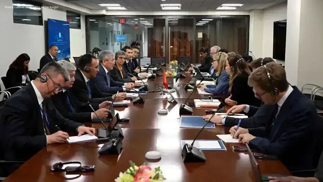 Kyrgyzstan, World Bank Hold Key Economic Talks