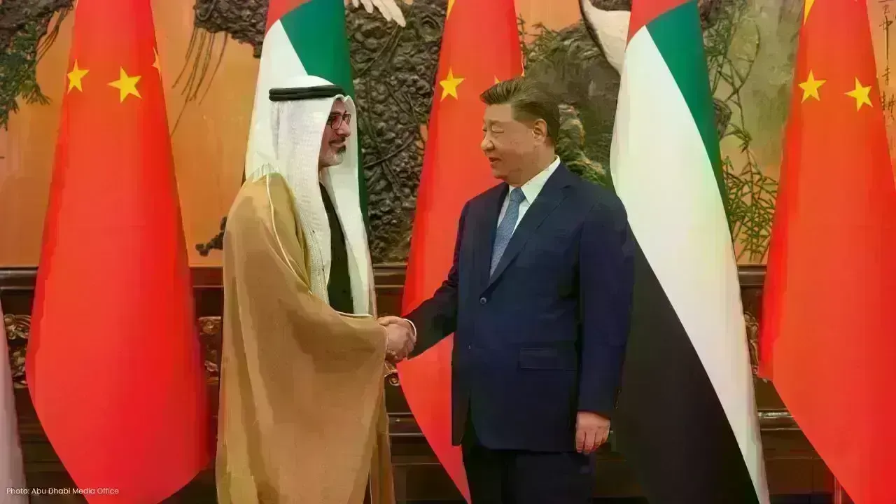Xi Jinping and Abu Dhabi Crown Prince Discuss Enhanced Cooperation