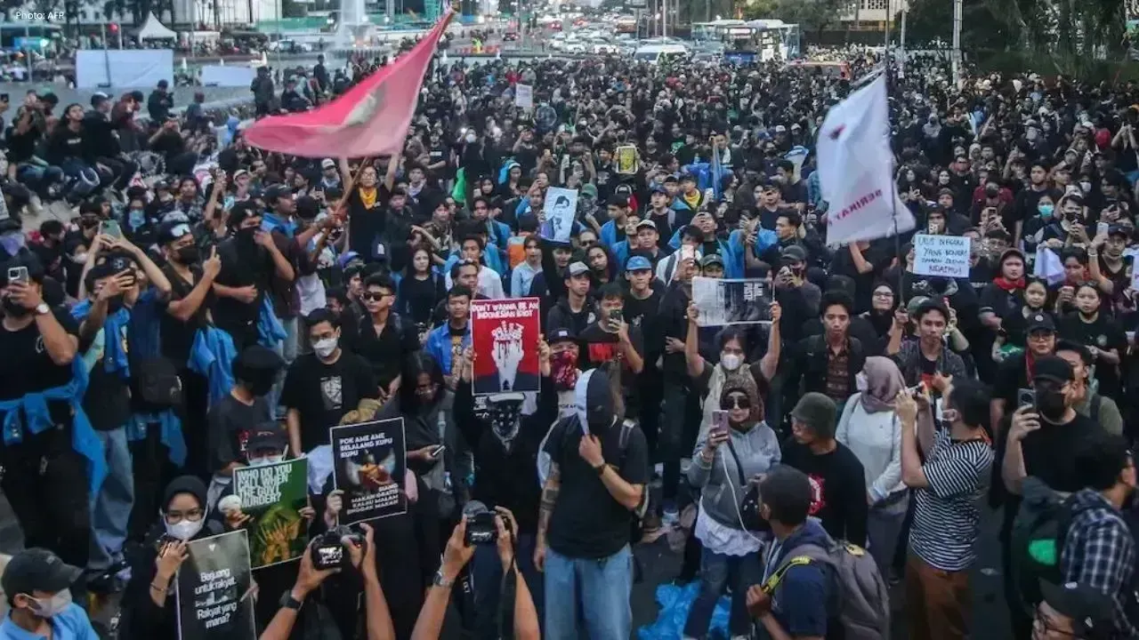 Indonesia Urged to Boost Youth Role in Nation