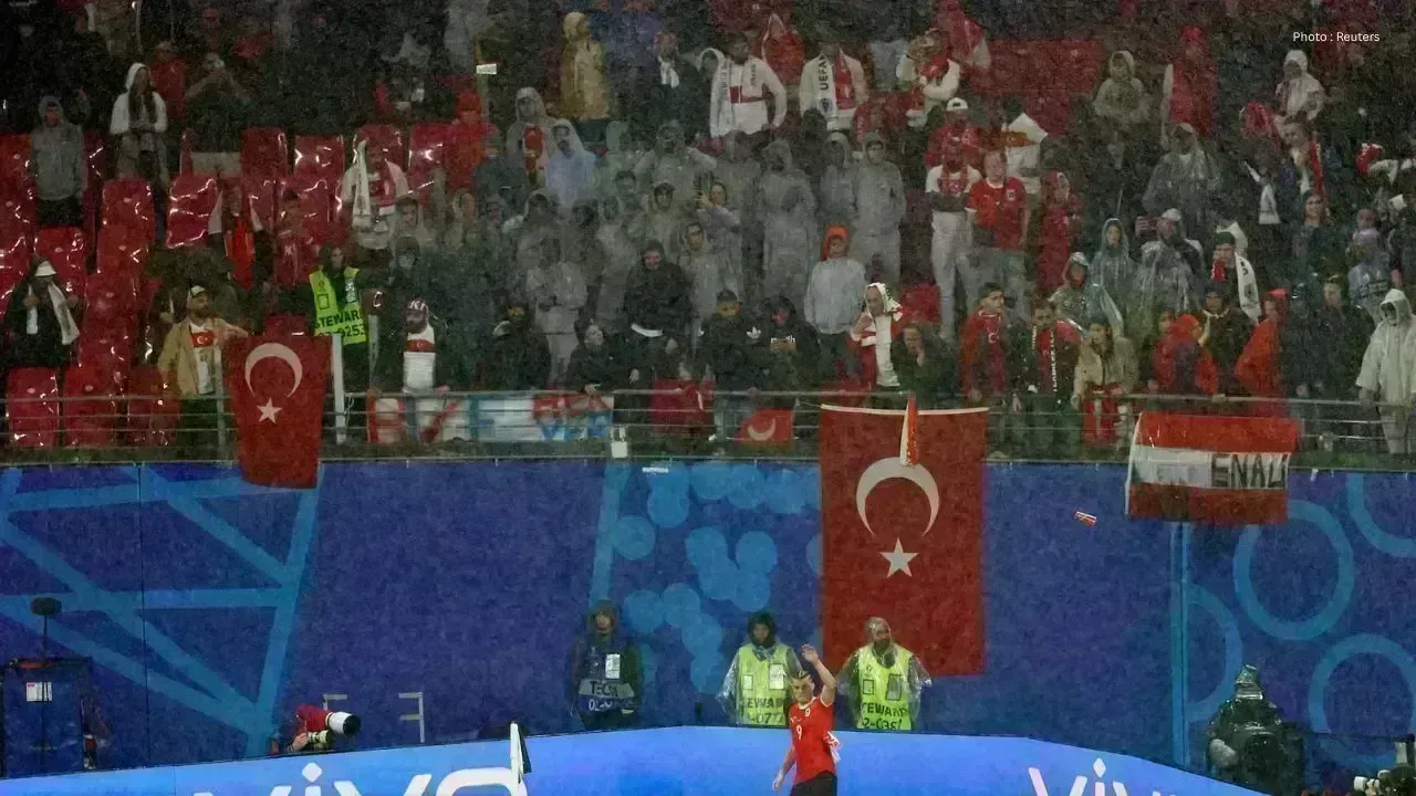 Unruly Fans Spark Penalty for Cougars in WHL Playoff Clash