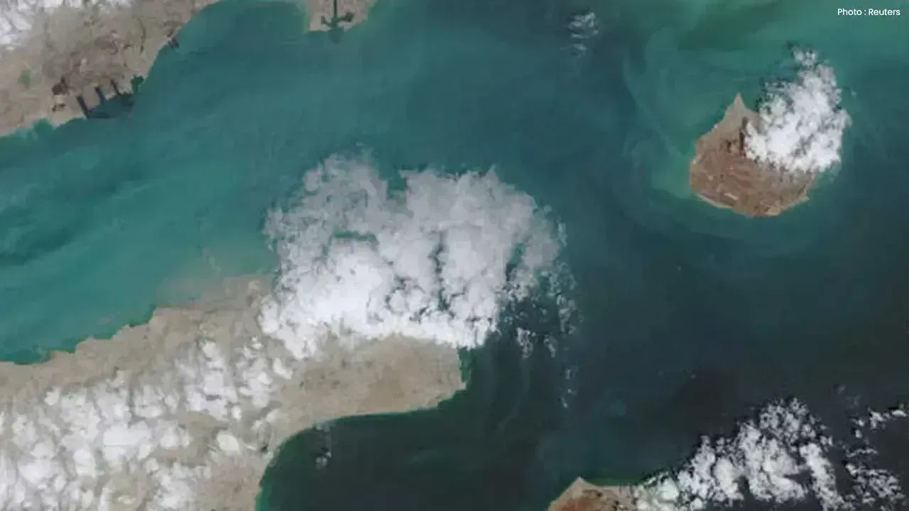 Oil Tanker Convoy Navigates Strait of Hormuz