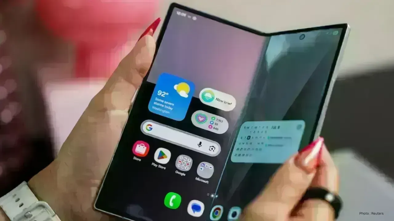 Samsung Unveils Third Beta of One UI 8.5 for Galaxy Z Fold and Flip