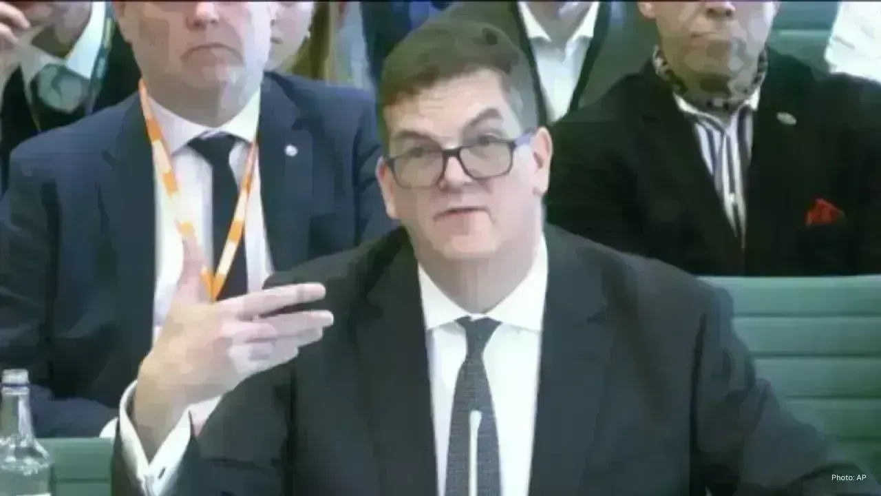 Former UK Diplomat Alleges Pressure to Appoint Mandelson as US Ambassador