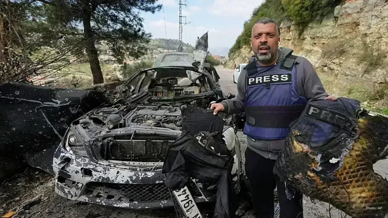 Israeli Strikes in Southern Lebanon Claim Lives of Five, Including Journalist