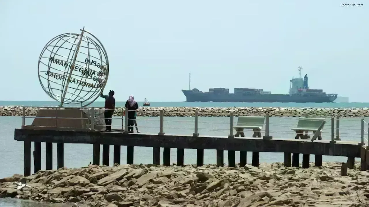 Attention Shifts to Malacca Strait Amidst Hormuz Tensions