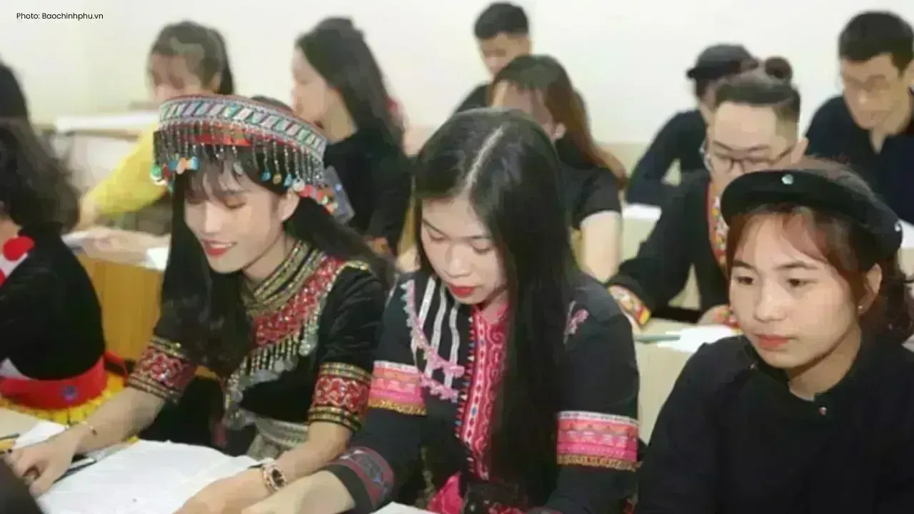 Vietnam Issues Pre-University School Rules