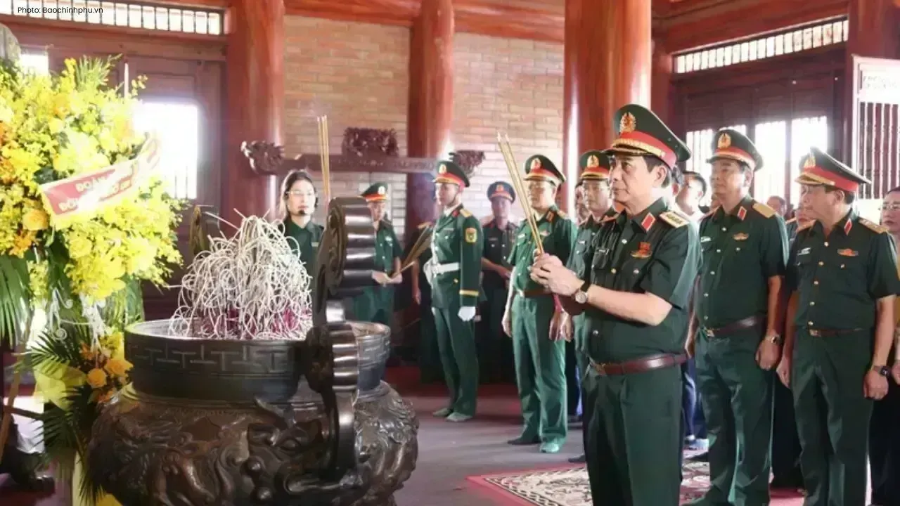 Vietnam Honors Martyrs in Thai Nguyen Visit