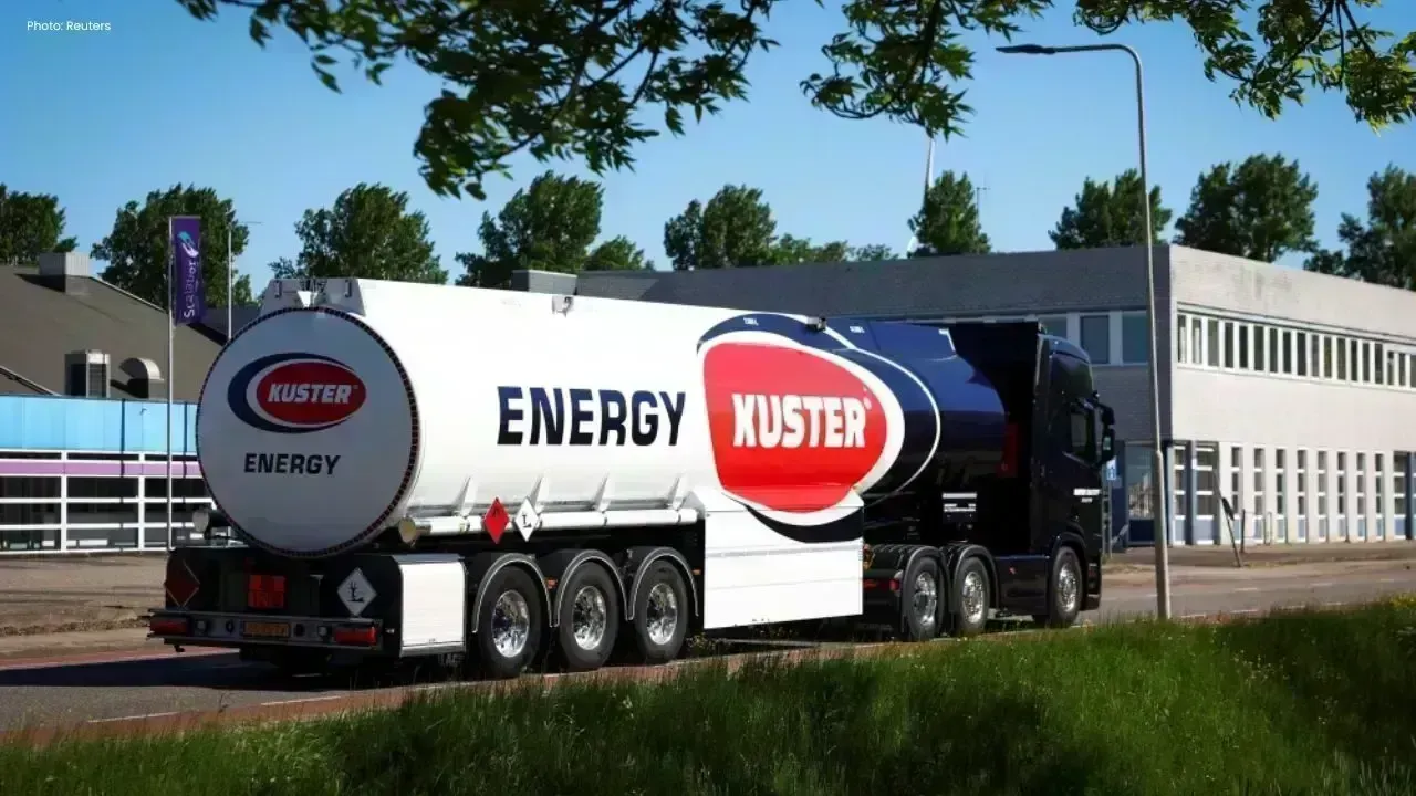 Bursa Malaysia slips amid Iran tension fears