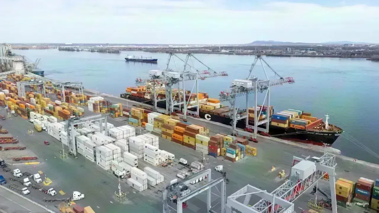 Canada Achieves Trade Surplus After Six-Month Drought