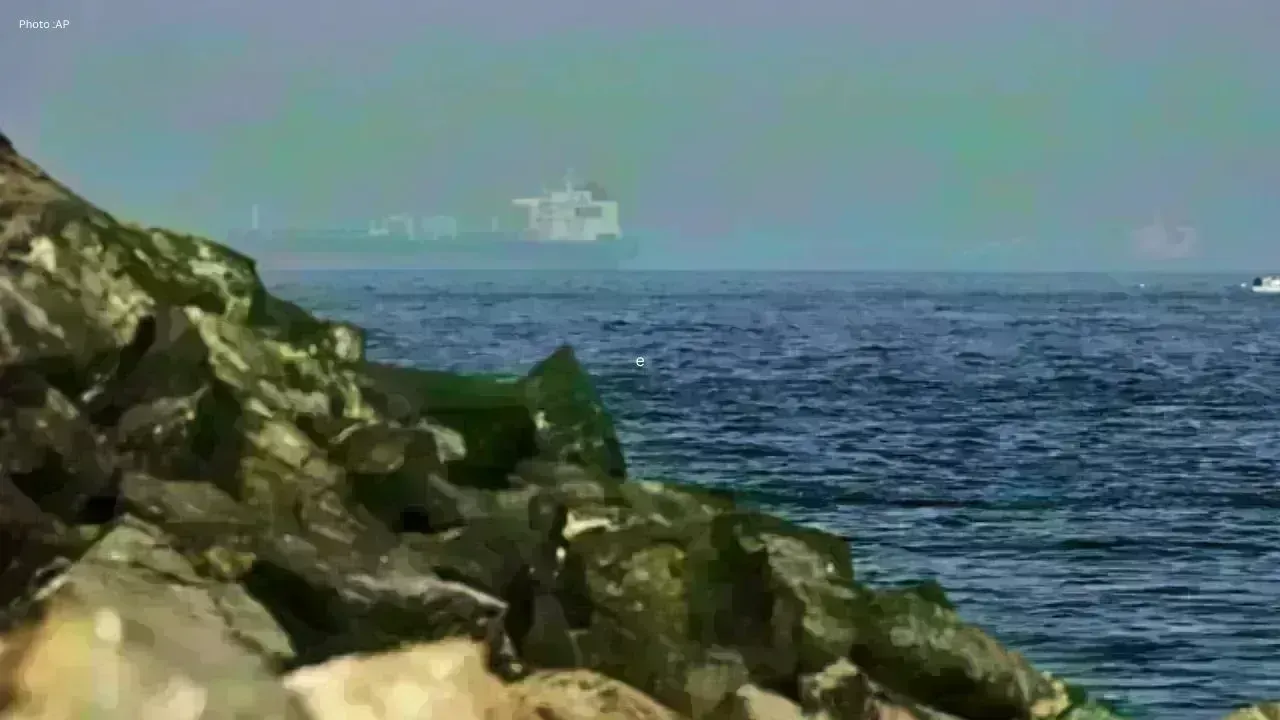 UAE Under Iranian Missile Strike for Second Day, Ministry Reports