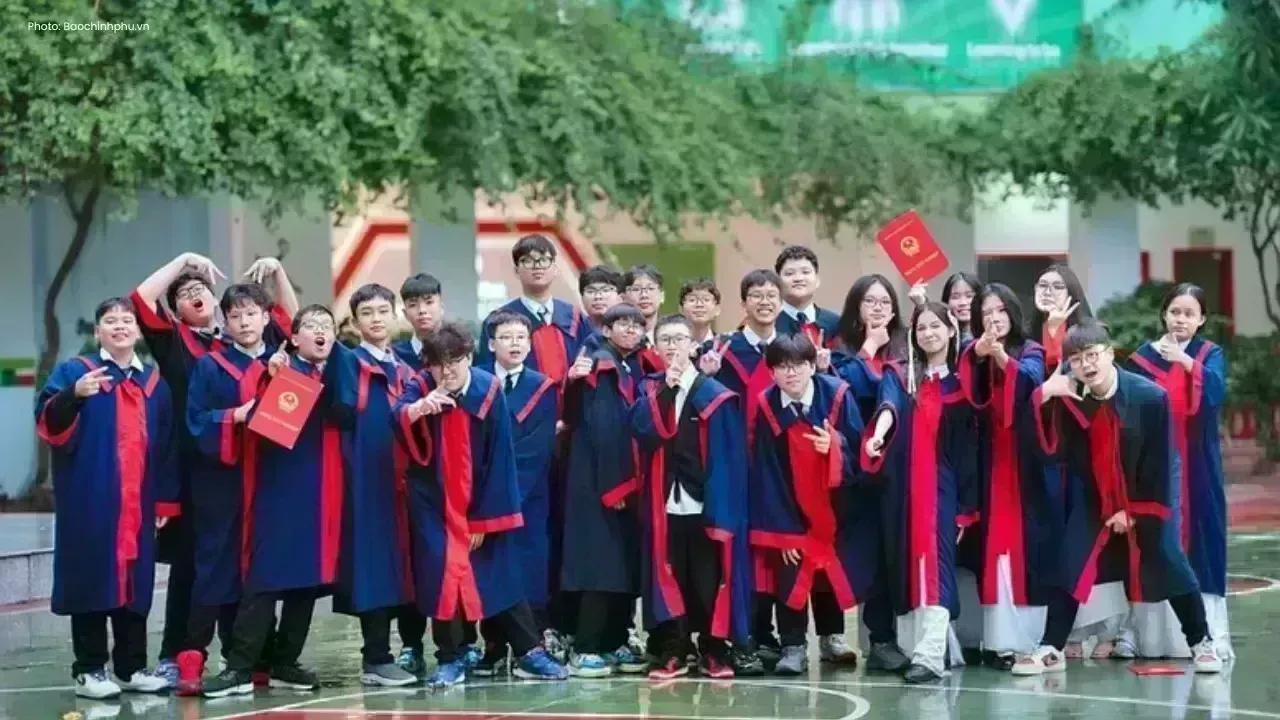 Vietnam Plans National Scholarship Fund Rules