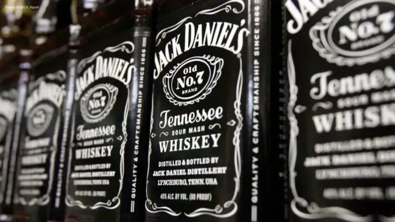 Significant Decline in U.S. Liquor Exports to Canada