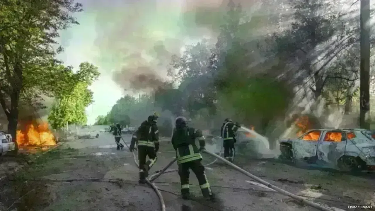 Renewed Fighting Between Russia and Ukraine Amid Ceasefire