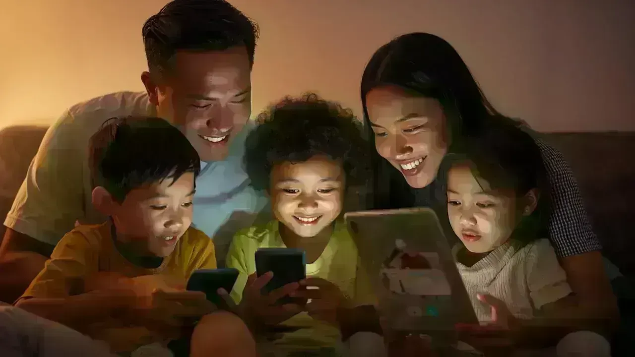 Managing Children's Screen Time on Android and iPhone: Practical Approaches