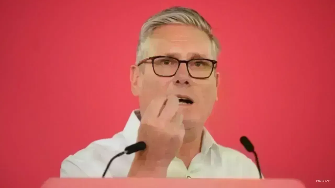 Starmer Confident Amid Resignation Calls