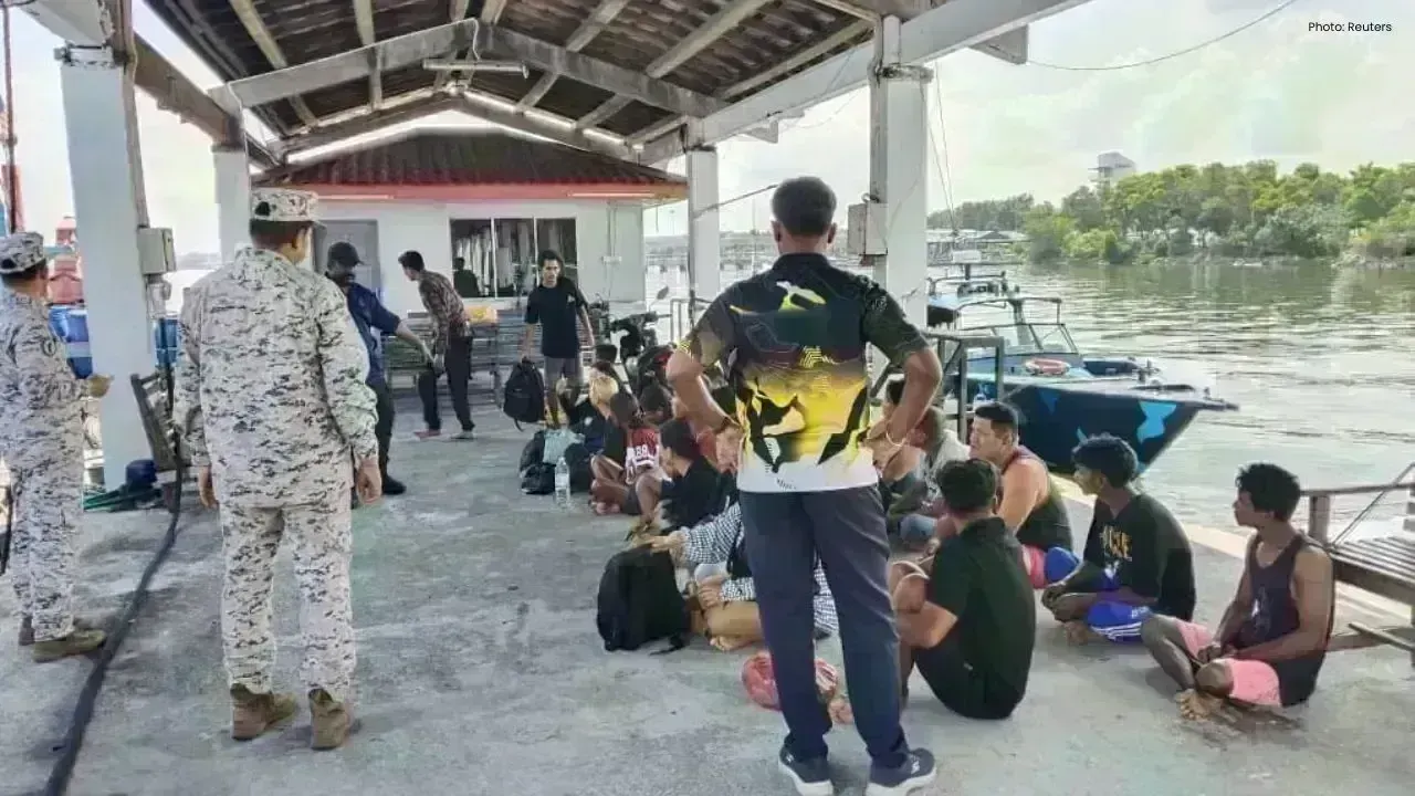 Migrant Boat Sinks Near Malaysia Coast
