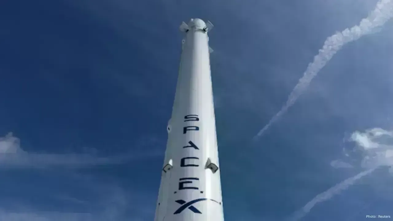 SpaceX's Potential IPO Captivates Investors Amid Market Buzz