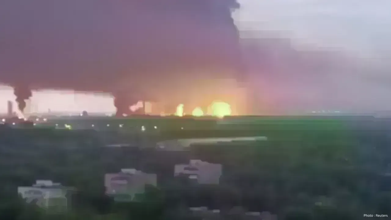 Ukrainian Drones Strike Russian Refinery in Ryazan