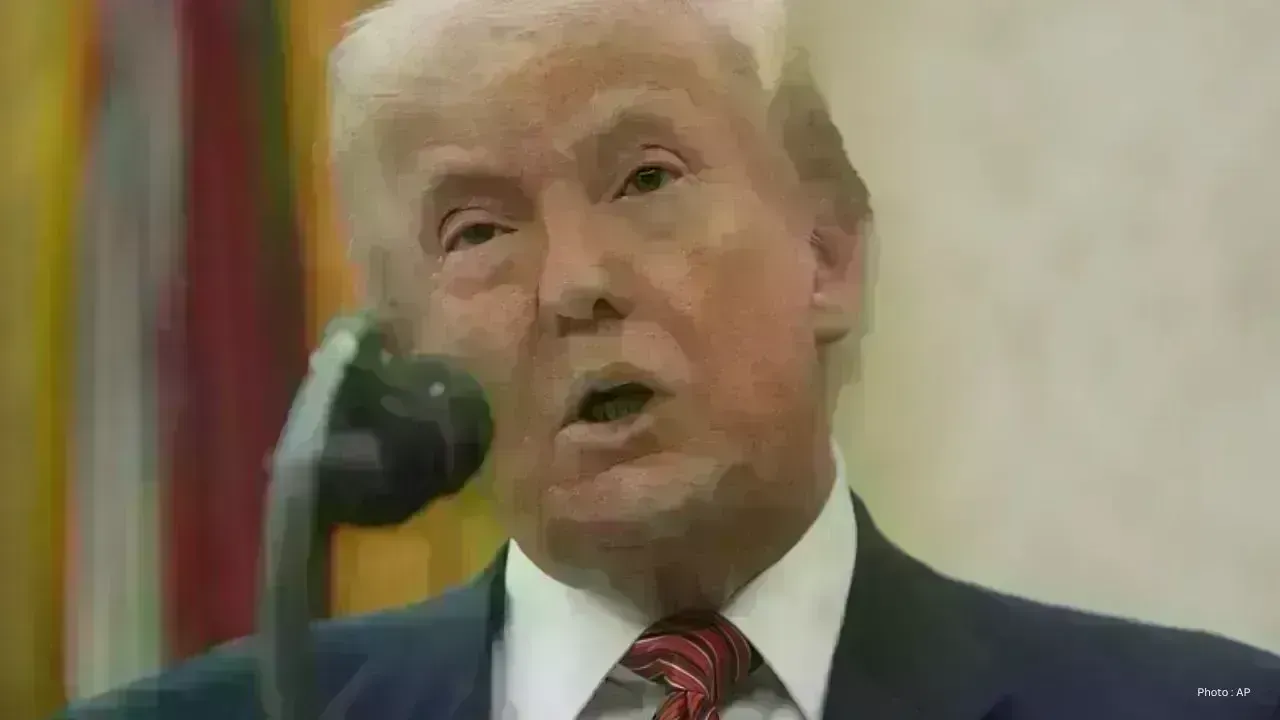 Trump Delays Iran Military Action at Gulf Leaders' Request