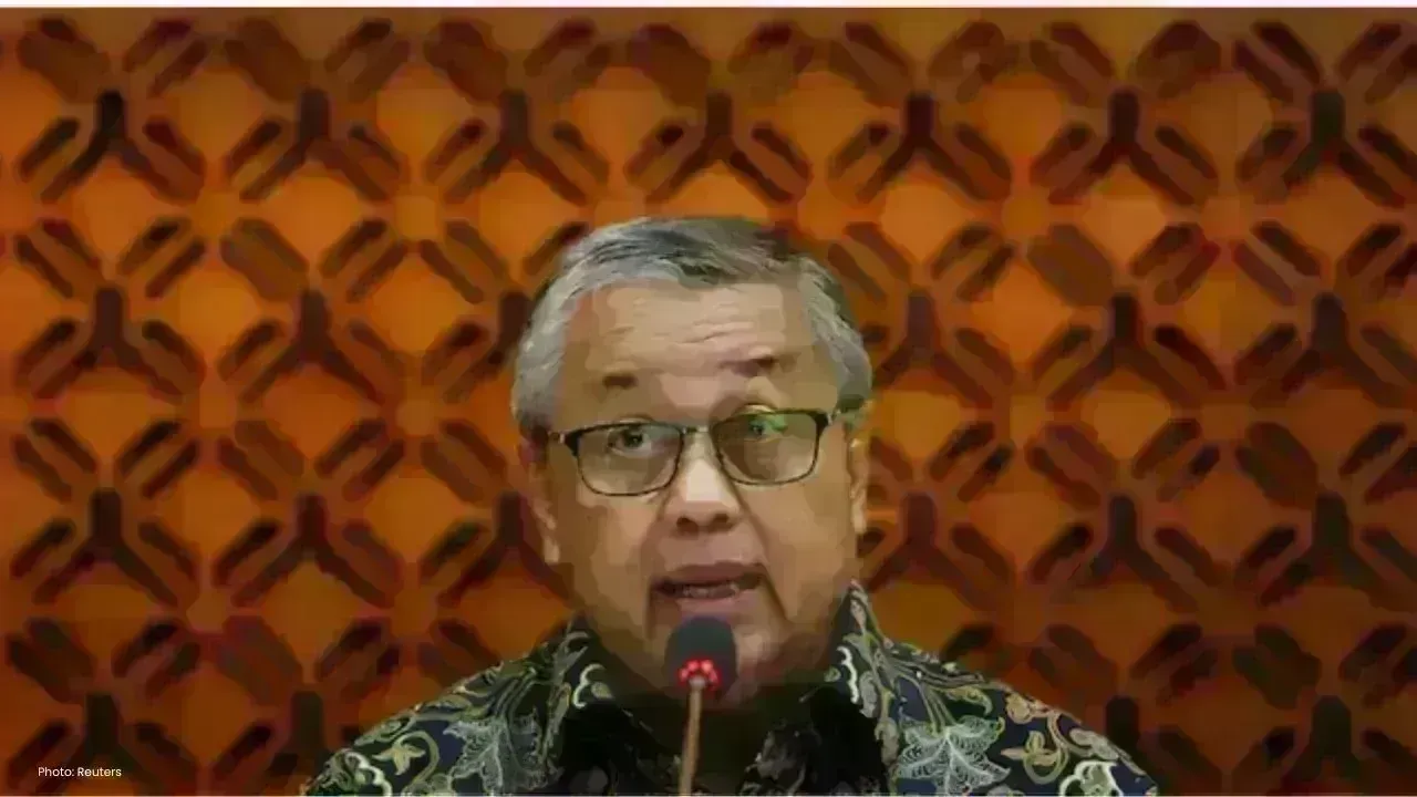Indonesia Raises Rates To Save Rupiah