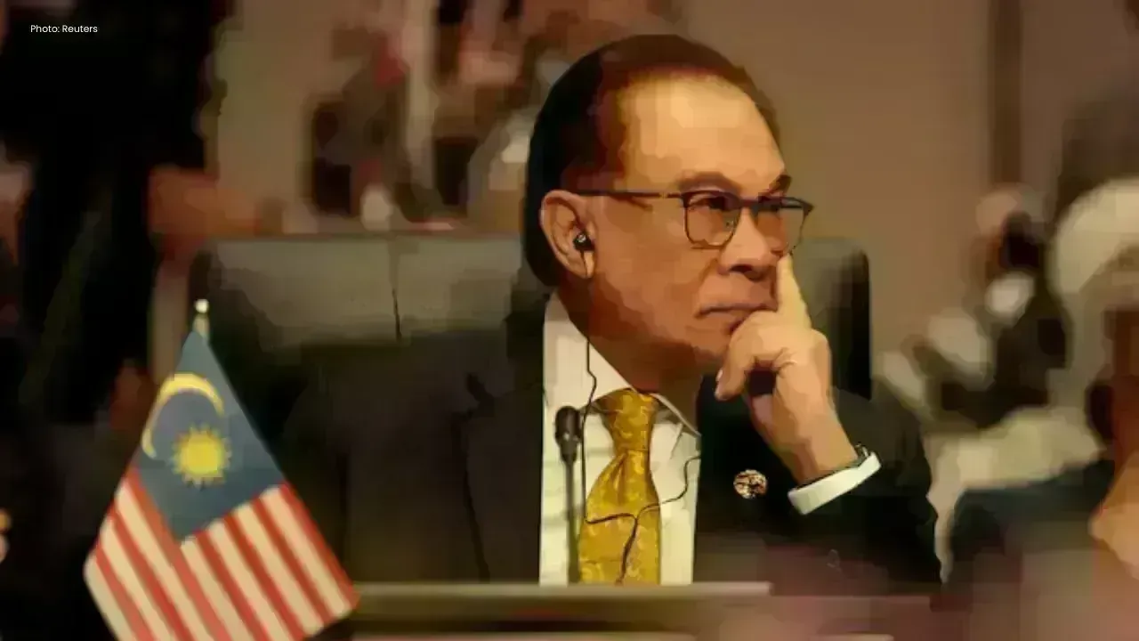 Anwar Urges Diplomats To Boost Investments
