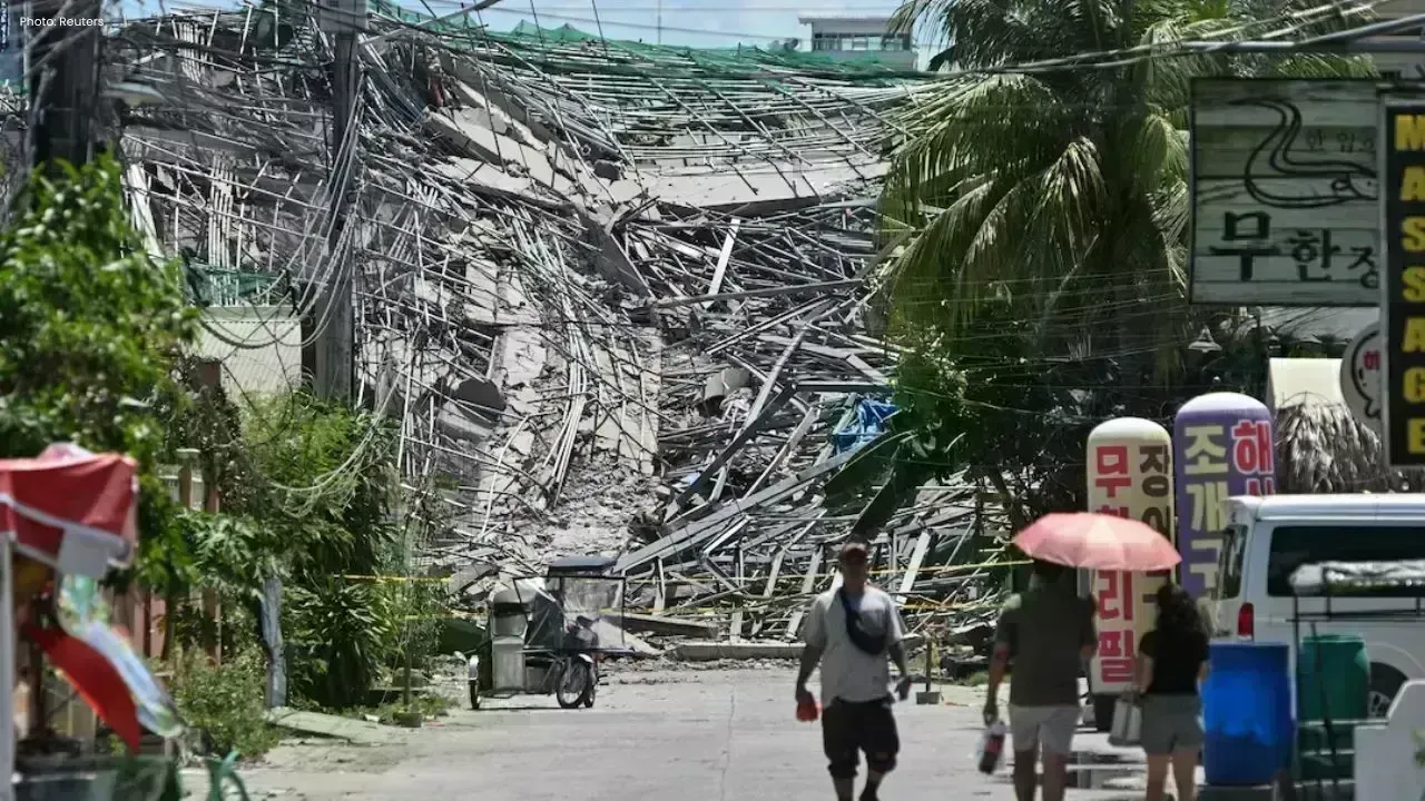Philippines Building Collapse Leaves 21 Missing