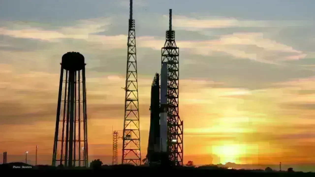 New Glenn Rocket Engulfed in Fireball During Test in Florida