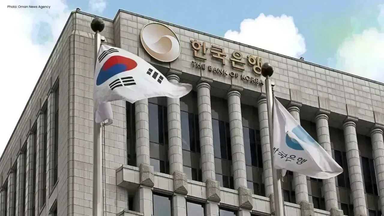 South Korea's Foreign Reserves Dip in May