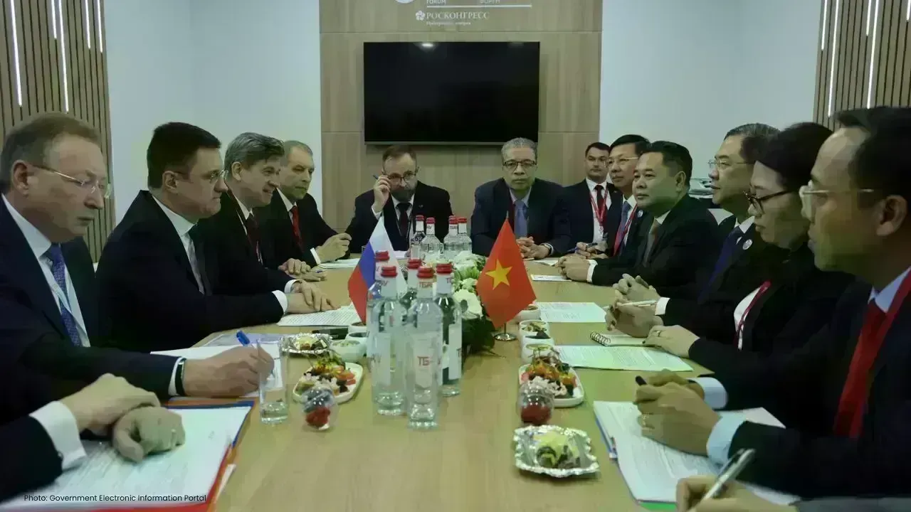Vietnam, Russia Expand Energy and Economic Cooperation