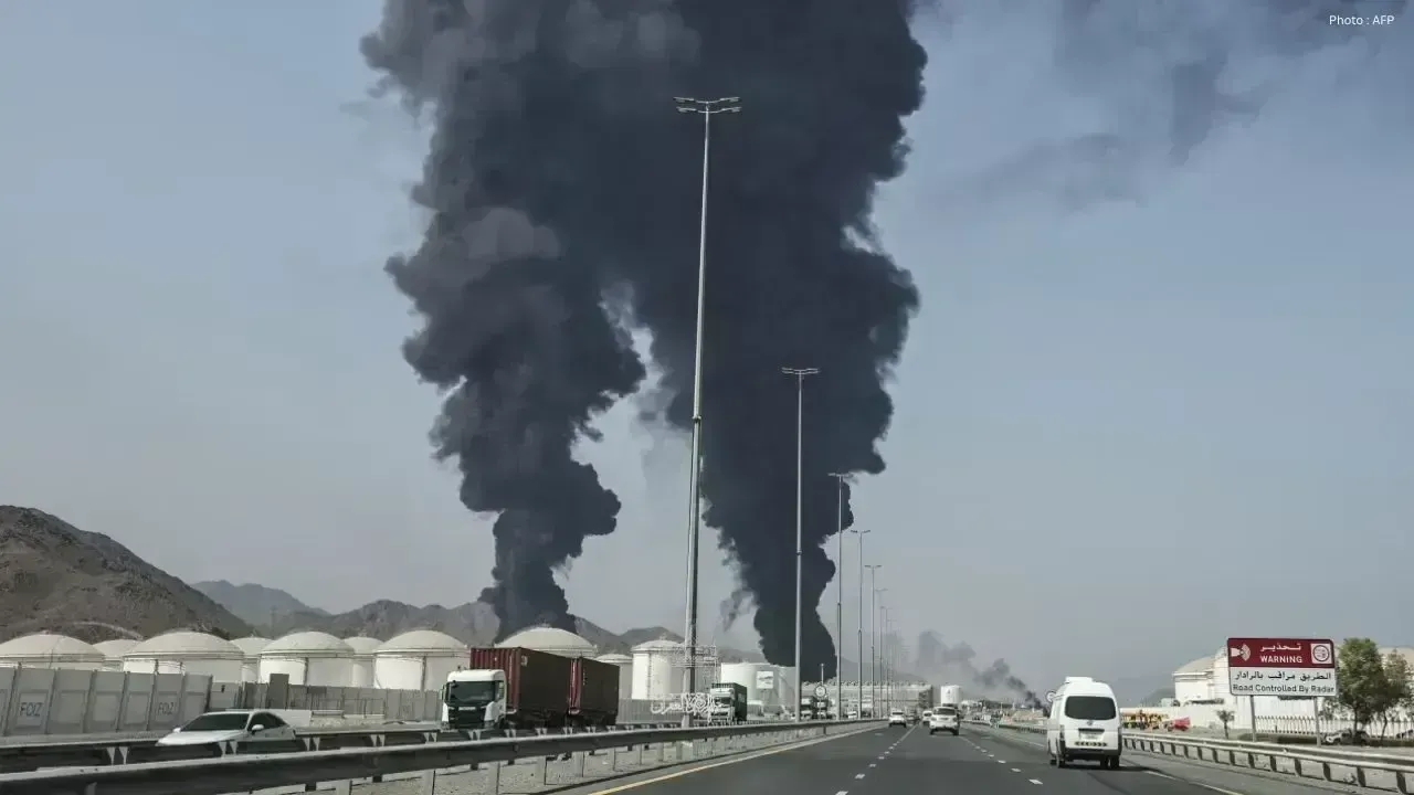 Oman Halts Oil Operations Following Terminal Explosion