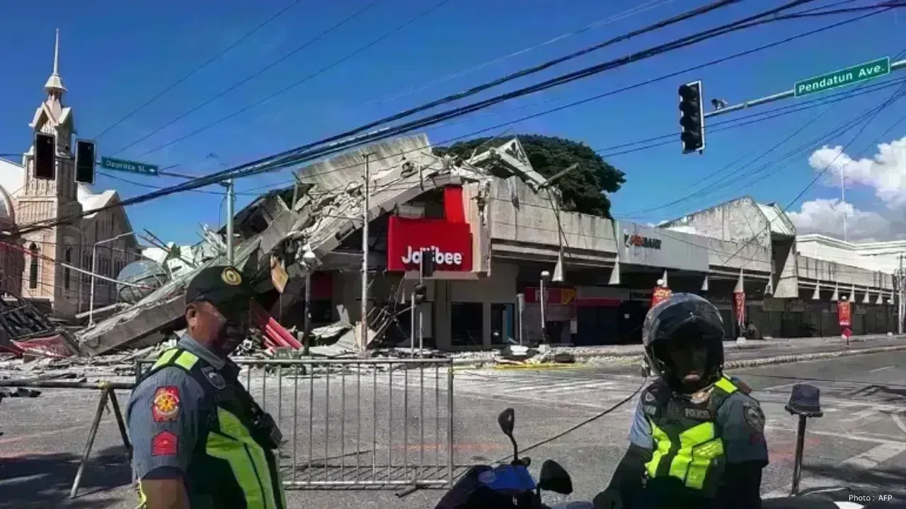 Tsunami Alerts Issued Following Massive Earthquake Near Philippines