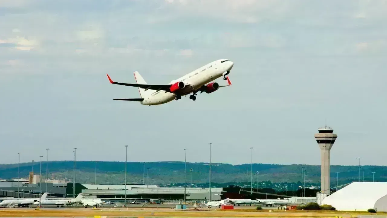 Airlines Grapple with Rising Jet Fuel Prices Amid Global Instability