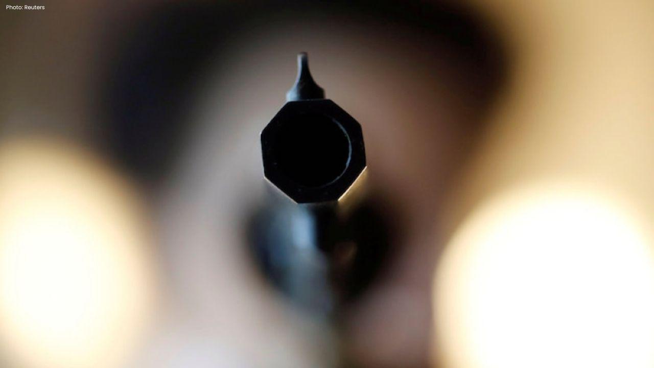 Singapore Patient Jailed After Attempting to Grab Guard Gun